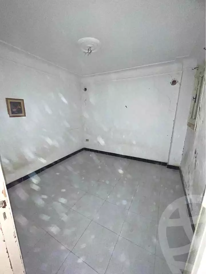https://aqarmap.com.eg/ar/listing/6931282-for-sale-alexandria-ganaklis