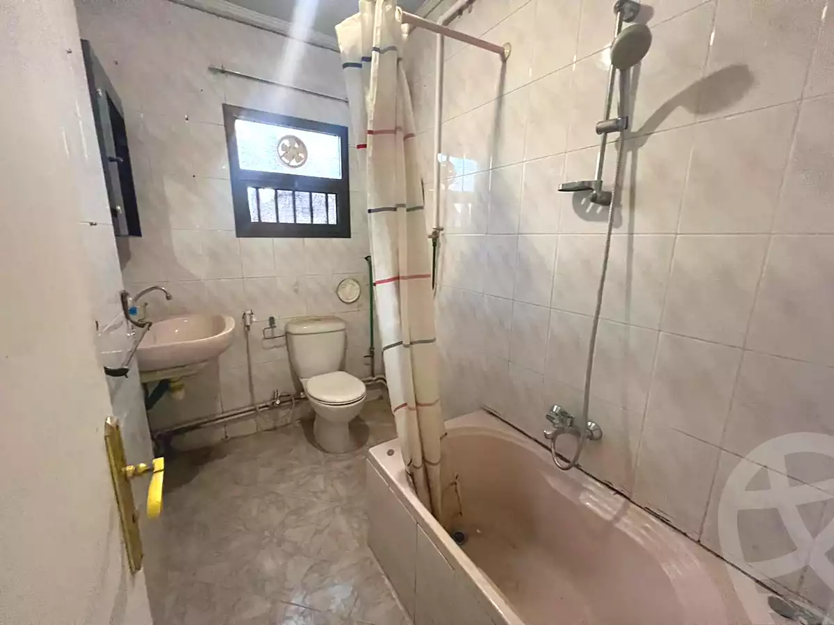 https://aqarmap.com.eg/ar/listing/6931789-for-sale-cairo-dokki-mohey-el-din-abo-el-ezz