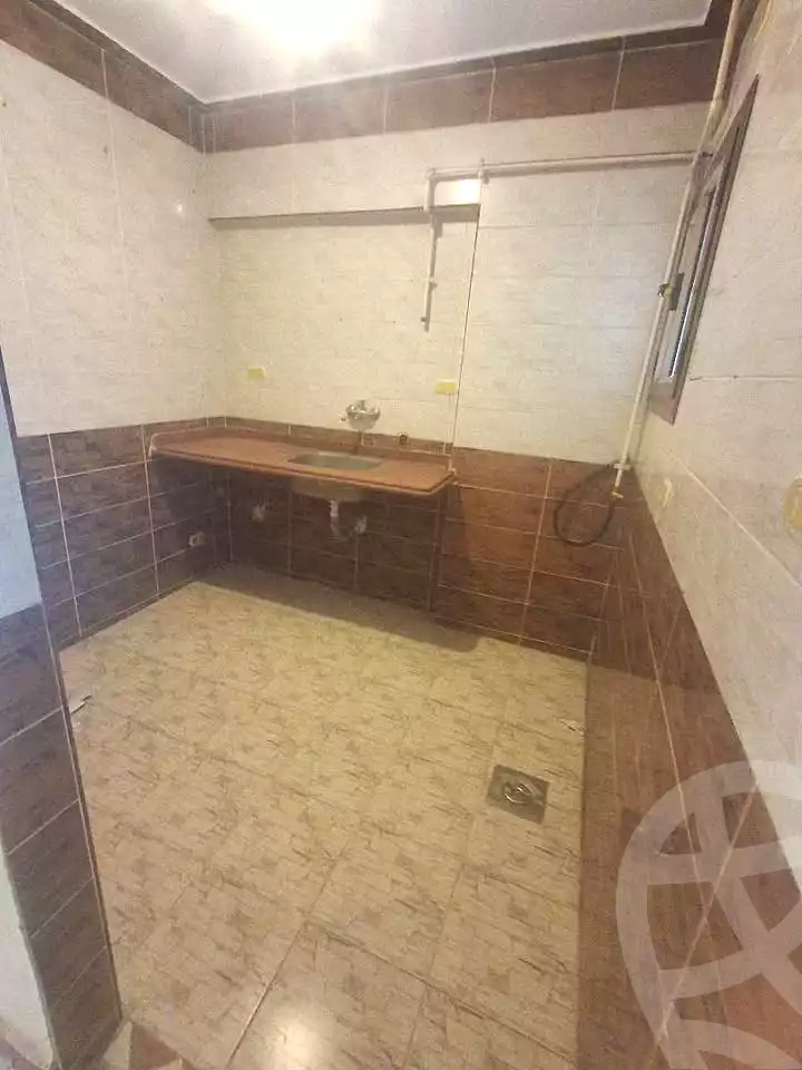 https://aqarmap.com.eg/ar/listing/6930053-for-sale-alexandria-al-agamy-lbytsh