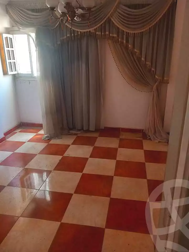 https://aqarmap.com.eg/ar/listing/6933258-for-sale-alexandria-sydy-bshr-sydy-bshr-bhry-shr-mhmd-njyb