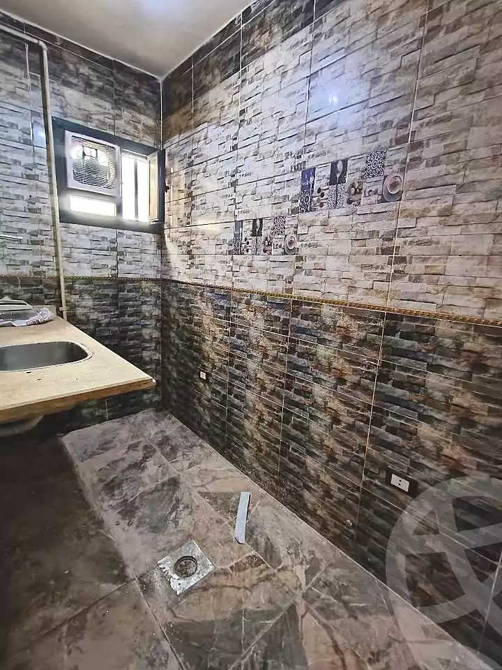 https://aqarmap.com.eg/en/listing/6931423-for-sale-alexandria-lsywf-el-falki