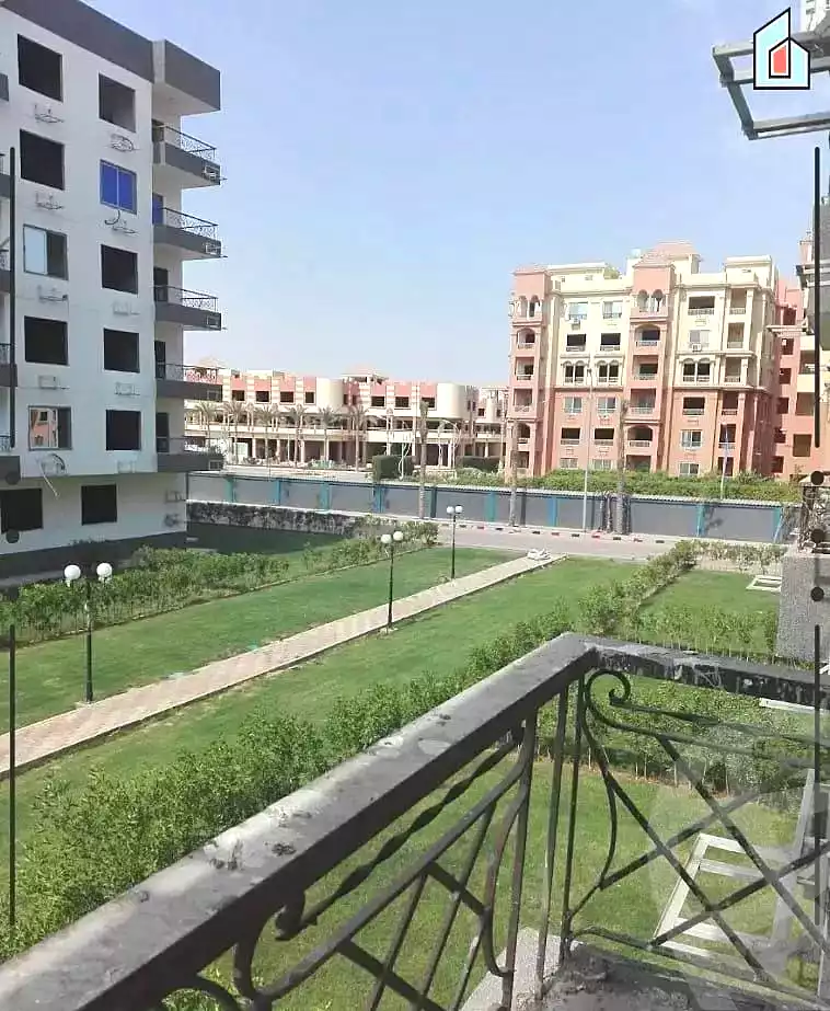 https://aqarmap.com.eg/ar/listing/6934615-for-sale-cairo-6th-of-october-hadaeq-october-compounds-east-park