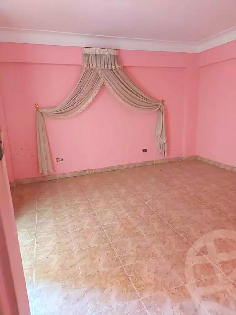 https://aqarmap.com.eg/ar/listing/6935276-for-sale-alexandria-al-agamy-el-hanouvel-al-haded-we-al-soulb-st