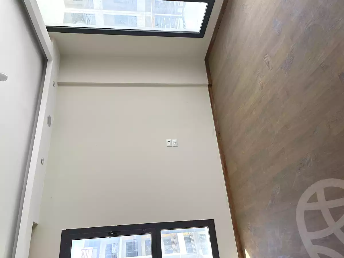 https://aqarmap.com.eg/ar/listing/6935500-for-sale-cairo-new-cairo-compounds-dh-ykwn-2-ryzydns-styl-hwm