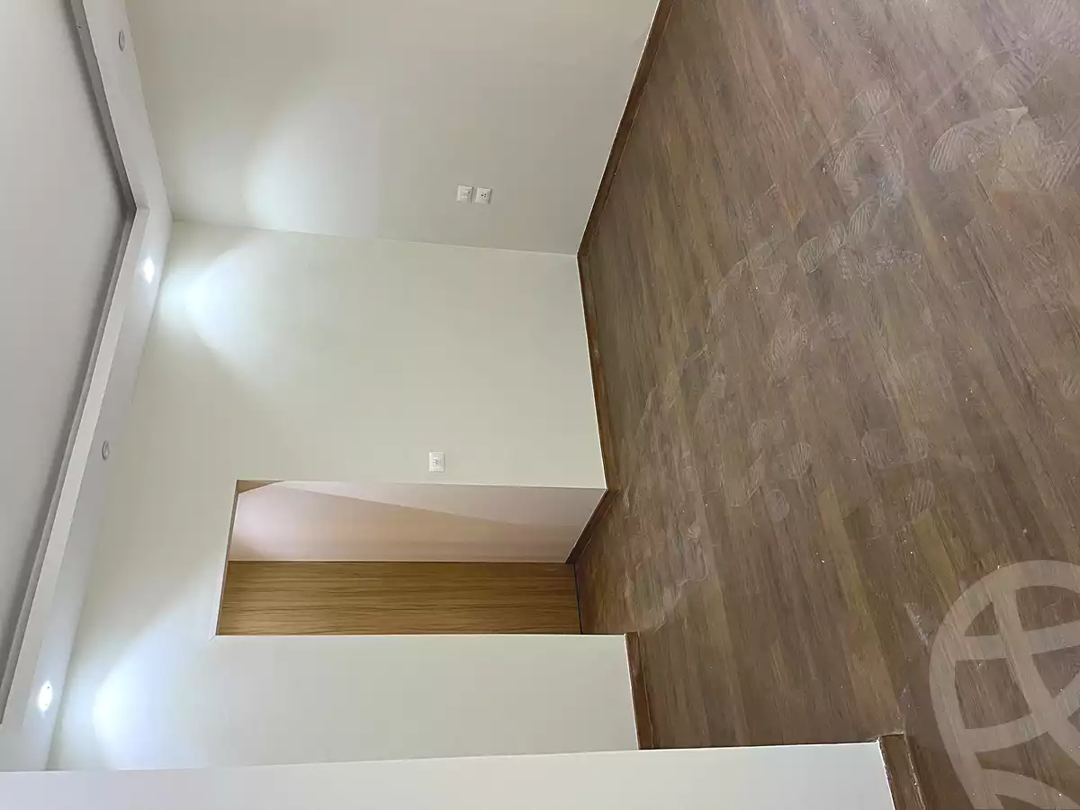https://aqarmap.com.eg/ar/listing/6935500-for-sale-cairo-new-cairo-compounds-dh-ykwn-2-ryzydns-styl-hwm