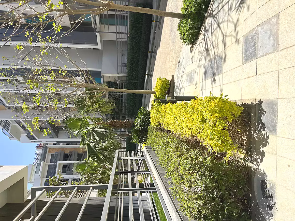 https://aqarmap.com.eg/ar/listing/6935500-for-sale-cairo-new-cairo-compounds-dh-ykwn-2-ryzydns-styl-hwm