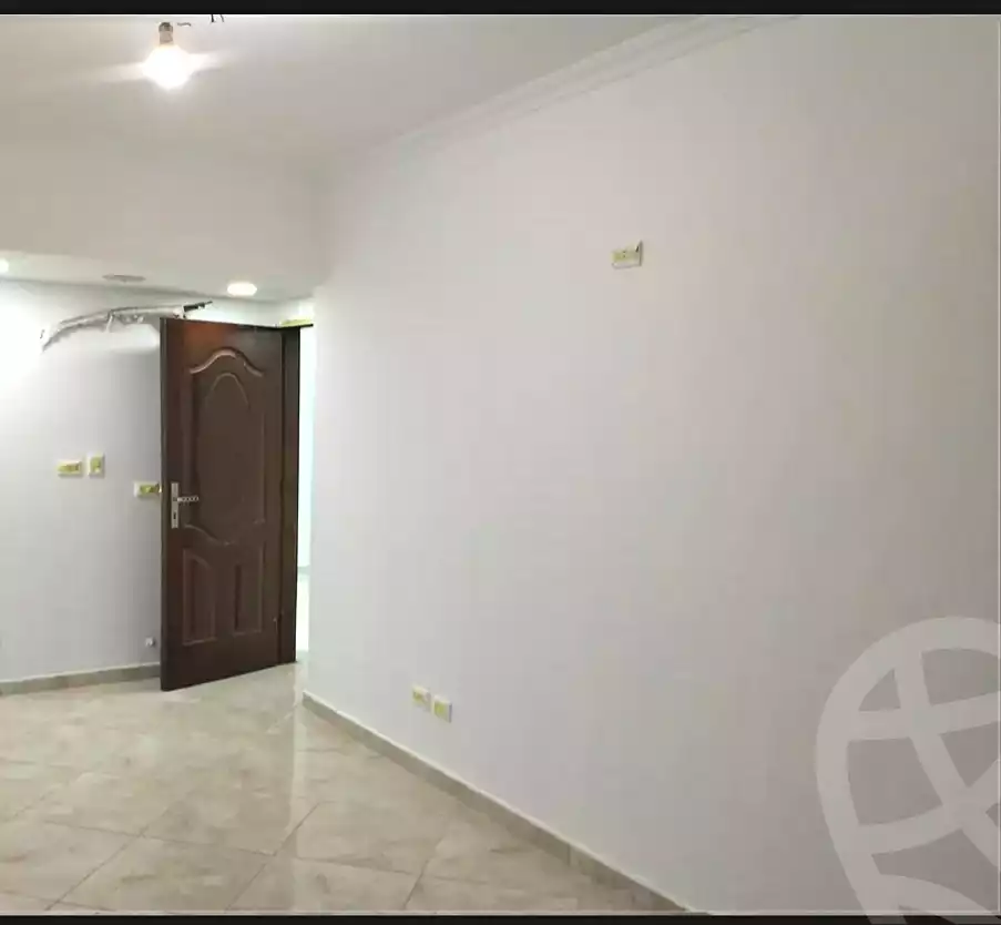 https://aqarmap.com.eg/ar/listing/6935589-for-sale-cairo-helwan-rostom-st