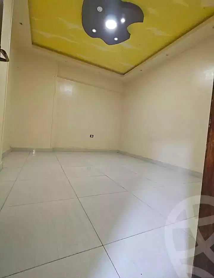 https://aqarmap.com.eg/ar/listing/6936091-for-rent-alexandria-al-agamy-bw-ywsf