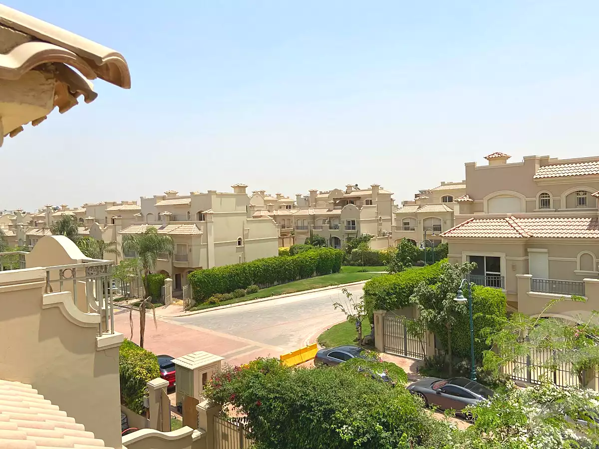 تاون هاوس بـ٤ غرف نوم في الباتيو أورو، صورة ٨ من ١٠
