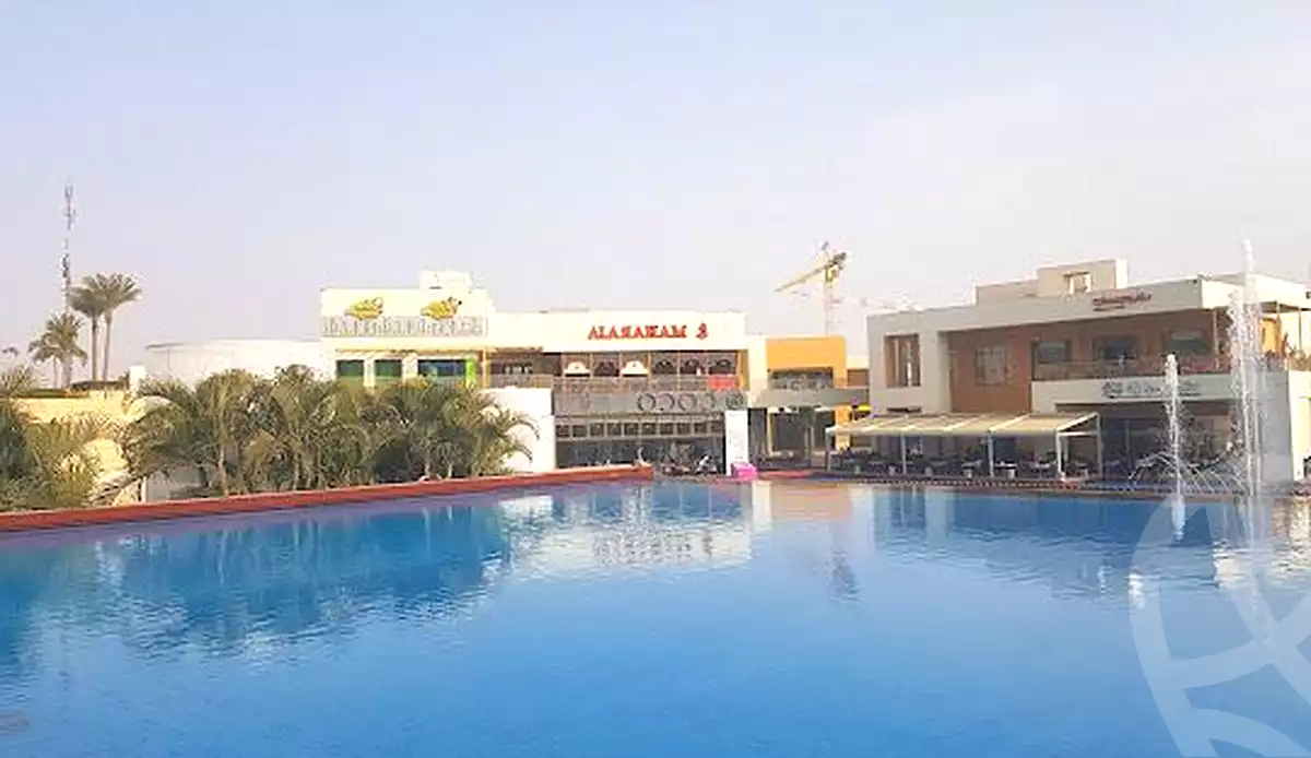 فيلا بـ٦ غرف نوم في كايرو فستيفال سيتي، صورة ٤ من ٥