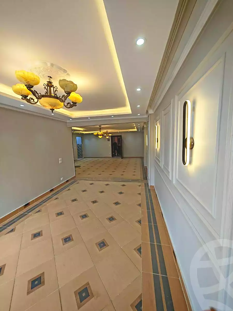 https://aqarmap.com.eg/en/listing/6937500-for-sale-cairo-helwan-ahmed-enci-st