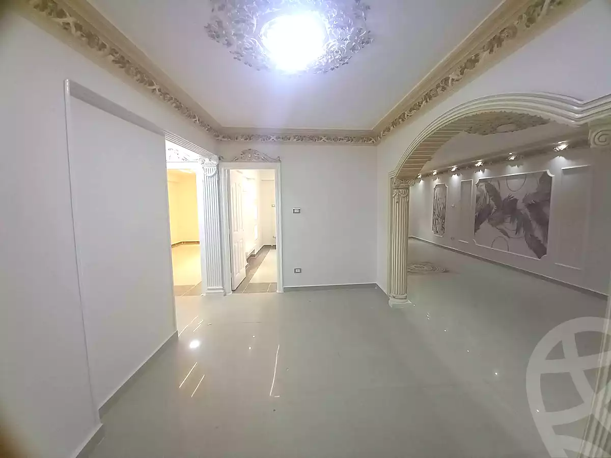 https://aqarmap.com.eg/ar/listing/6937756-for-sale-alexandria-sydy-bshr-sydy-bshr-bhry-ali-hipa-st