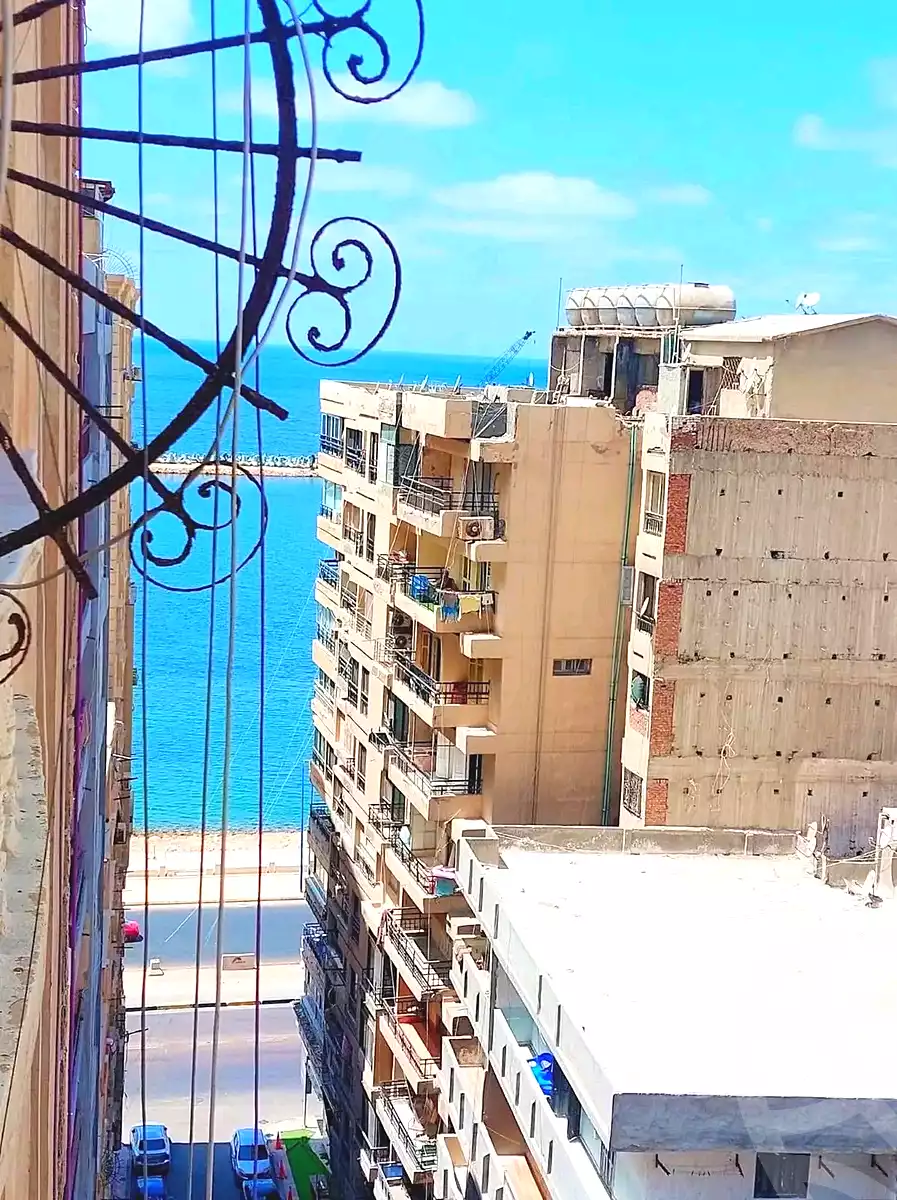 https://aqarmap.com.eg/en/listing/6938371-for-sale-alexandria-sydy-bshr-sydy-bshr-bhry-shr-khld-bn-lwlyd