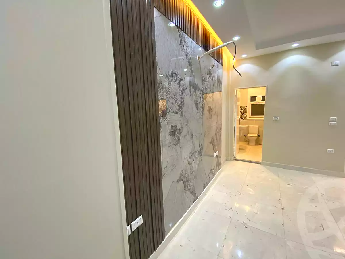 https://aqarmap.com.eg/ar/listing/6938373-for-rent-cairo-downtown-tl-t-hrb