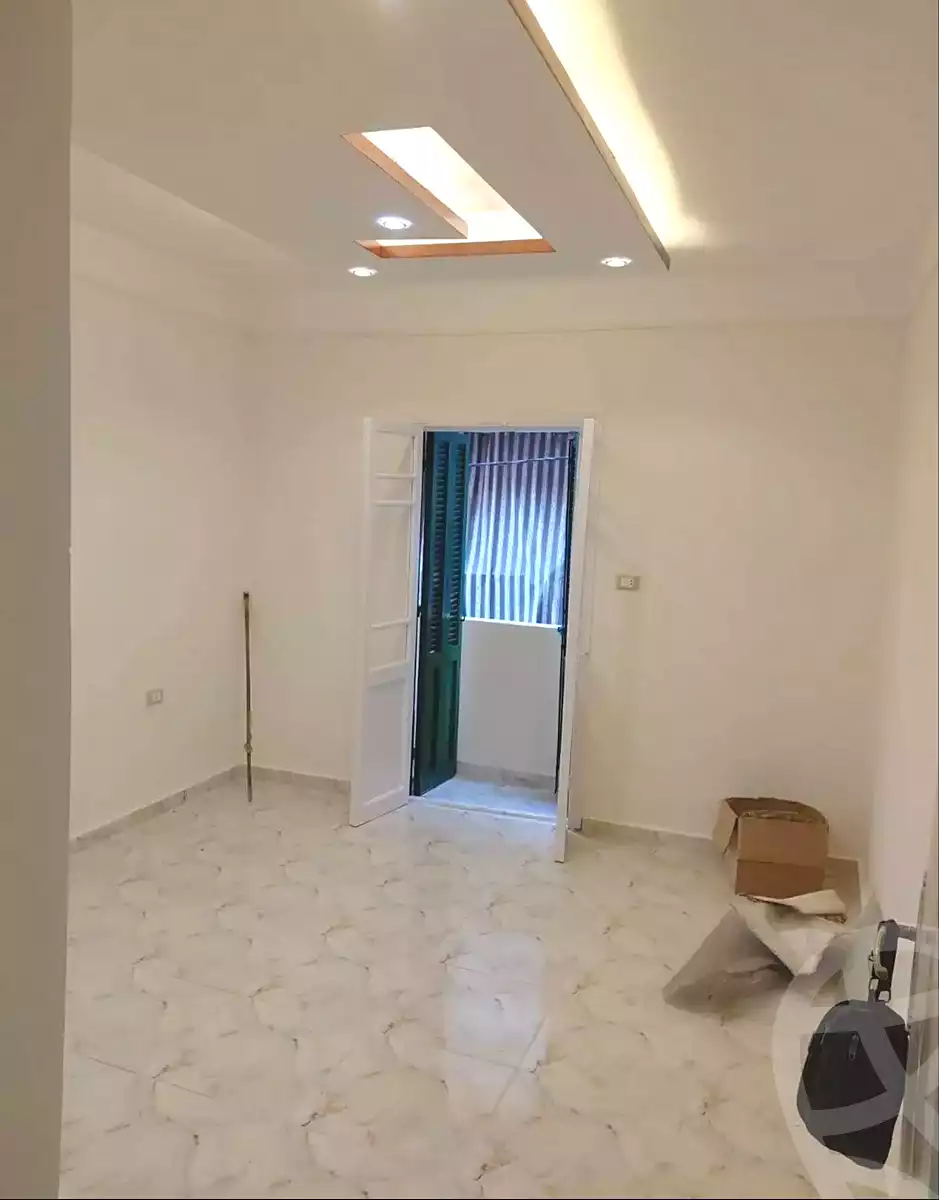 https://aqarmap.com.eg/ar/listing/6938445-for-sale-alexandria-sydy-bshr-sydy-bshr-qbly-mohamed-farid-st