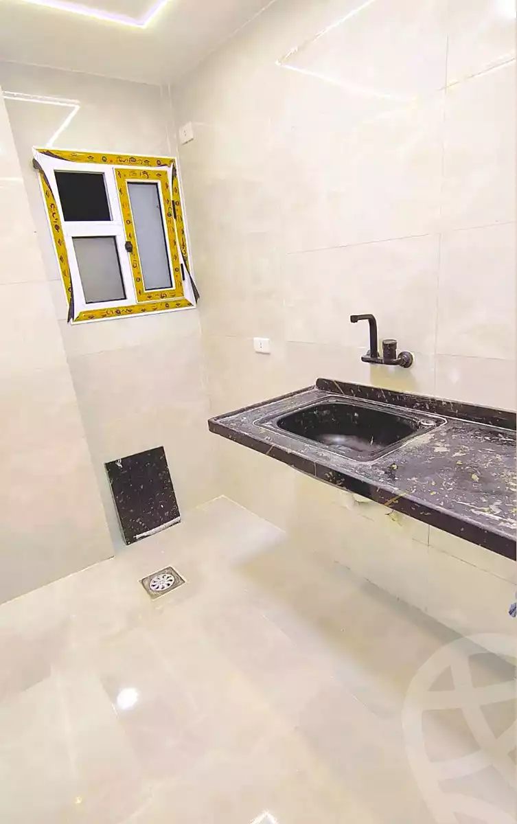 https://aqarmap.com.eg/en/listing/6938457-for-sale-alexandria-al-agamy-el-hanouvel