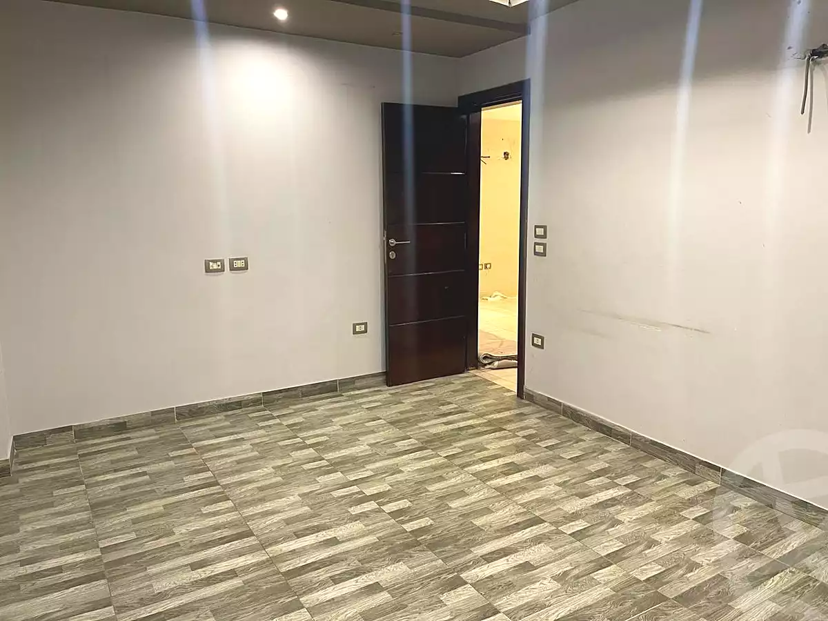 https://aqarmap.com.eg/ar/listing/6937191-for-sale-cairo-el-haram-el-maryotya-shr-hmd-dyf-llh