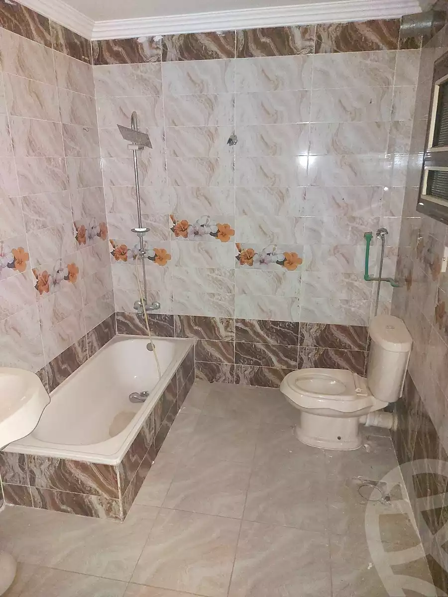 https://aqarmap.com.eg/en/listing/6938888-for-sale-cairo-helwan-mohamed-mostafa-el-maraghi-st