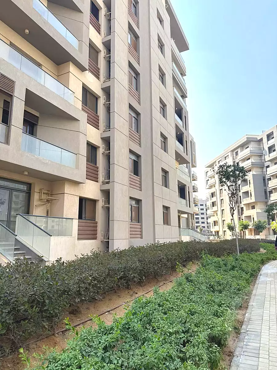https://aqarmap.com.eg/ar/listing/6939491-for-sale-cairo-new-administrative-capital-mntq-lmstthmryn-blw-fyrt