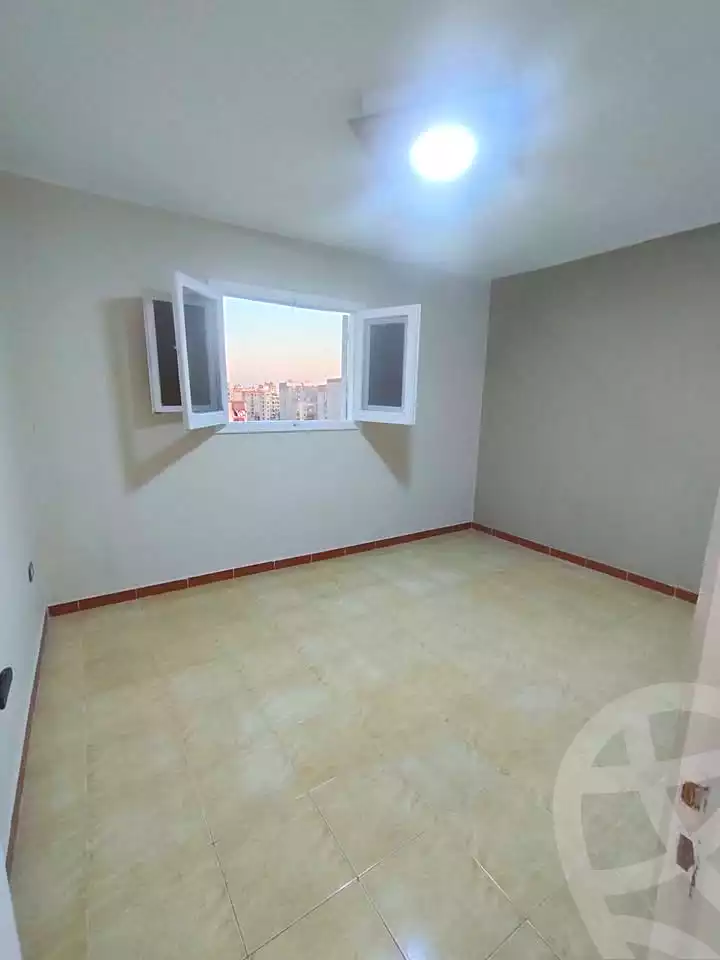 https://aqarmap.com.eg/en/listing/6939554-for-sale-alexandria-lsywf-el-falki