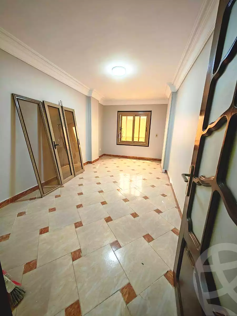 https://aqarmap.com.eg/en/listing/6940130-for-sale-cairo-helwan-ahmed-enci-st
