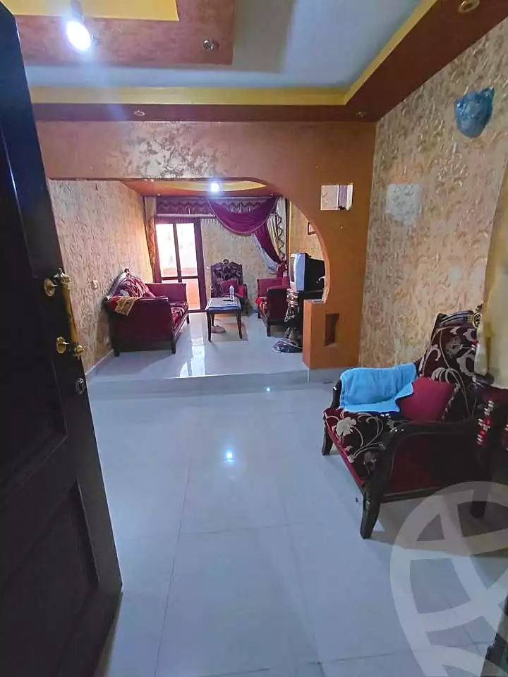 https://aqarmap.com.eg/en/listing/6940464-for-sale-alexandria-el-mandara-shr-mlk-hfny