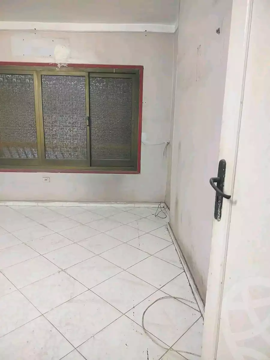 https://aqarmap.com.eg/ar/listing/6940804-for-rent-cairo-ain-shams-ahmed-esmat-st