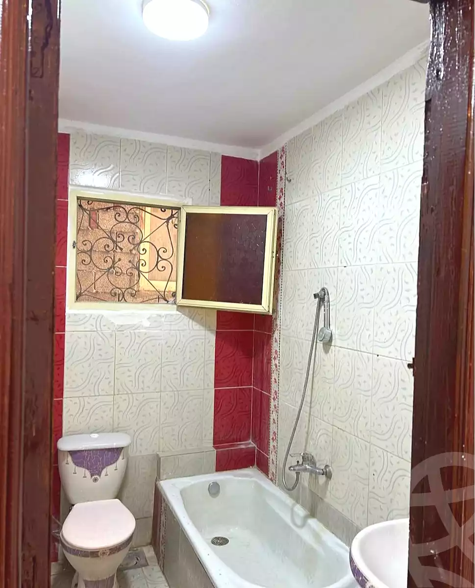 https://aqarmap.com.eg/ar/listing/6940845-for-sale-alexandria-miami-khld-bn-lwlyd