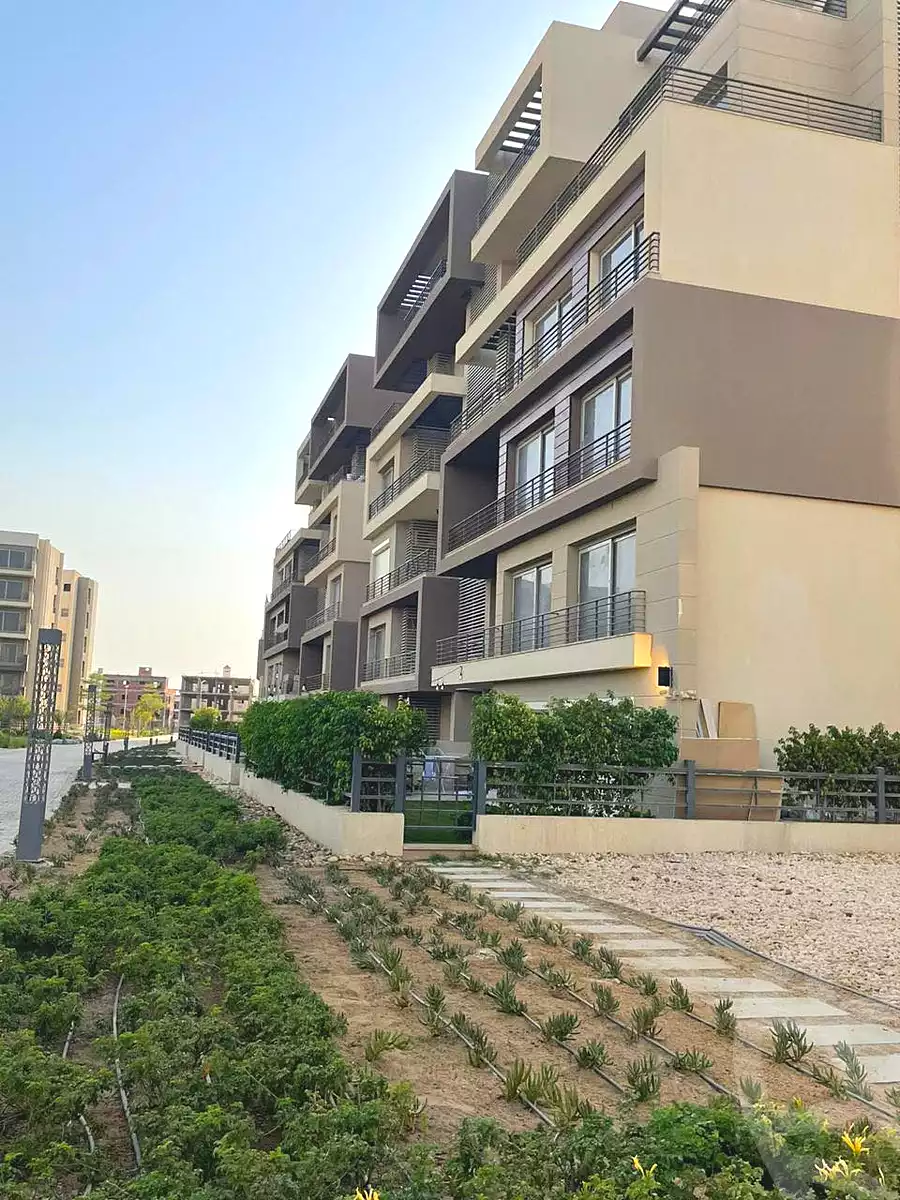 https://aqarmap.com.eg/ar/listing/6941205-for-sale-cairo-new-cairo-compounds-blm-hylz-nyw-kyrw