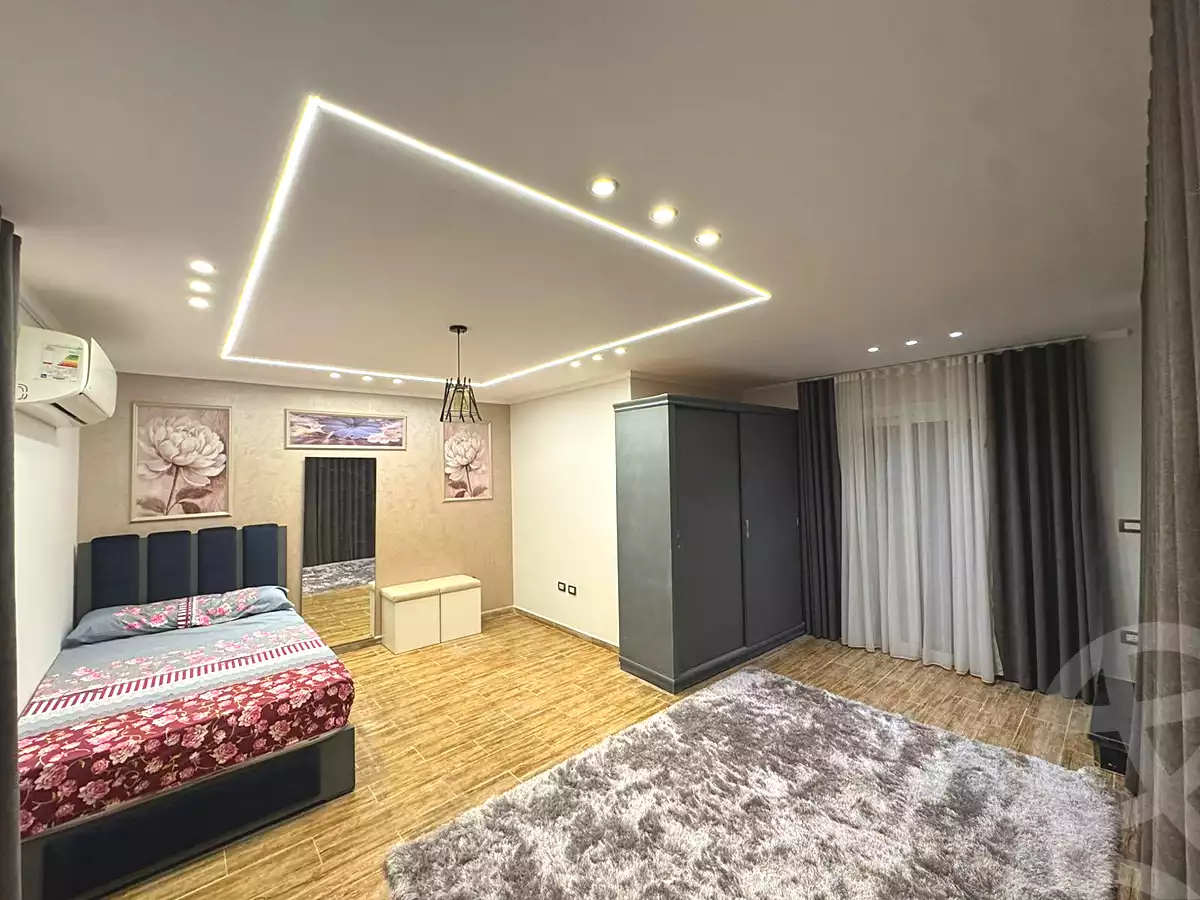 https://aqarmap.com.eg/en/listing/6941599-for-rent-cairo-new-cairo-compounds-mountain-view-hyde-park