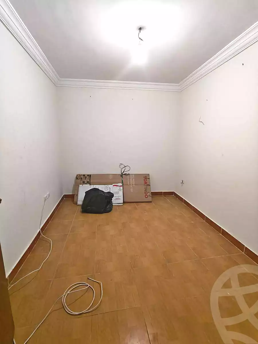 https://aqarmap.com.eg/ar/listing/6941665-for-sale-alexandria-sydy-bshr-sydy-bshr-bhry-shr-khld-bn-lwlyd