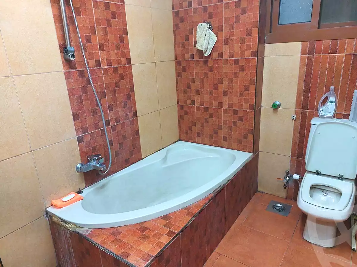 https://aqarmap.com.eg/ar/listing/6941881-for-sale-cairo-helwan-sherif-st