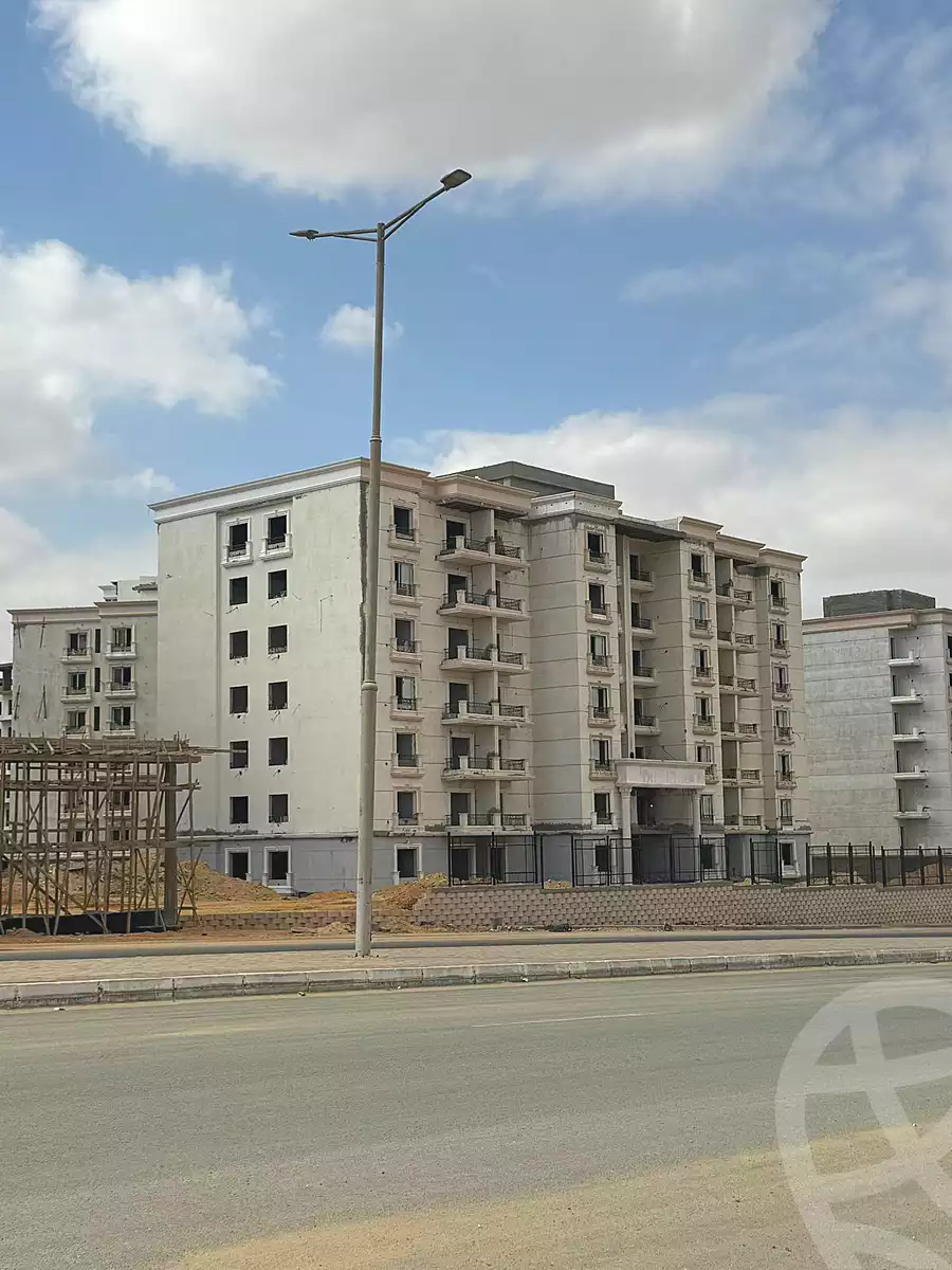 https://aqarmap.com.eg/ar/listing/6942064-for-sale-cairo-new-cairo-compounds-mayan-compound-stm