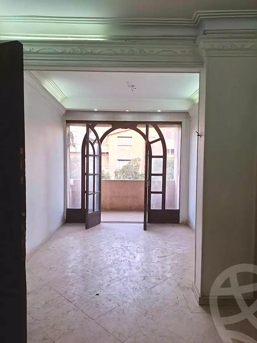 https://aqarmap.com.eg/ar/listing/6942167-for-sale-cairo-helwan-helwan-el-sharkeya-thabit-basha-st