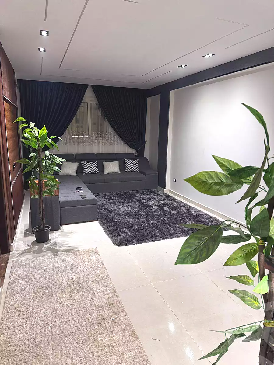https://aqarmap.com.eg/en/listing/6942285-for-sale-cairo-ain-shams-jsr-lswys