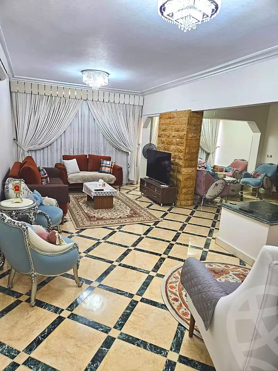https://aqarmap.com.eg/ar/listing/6942811-for-sale-cairo-helwan-mohamed-sayed-ahmed-st