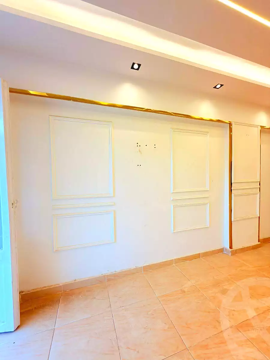 https://aqarmap.com.eg/ar/listing/6942884-for-sale-alexandria-al-agamy-shataa-el-nakheel