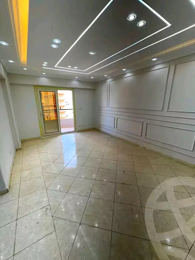 https://aqarmap.com.eg/ar/listing/6943061-for-sale-alexandria-el-asafra-shr-45