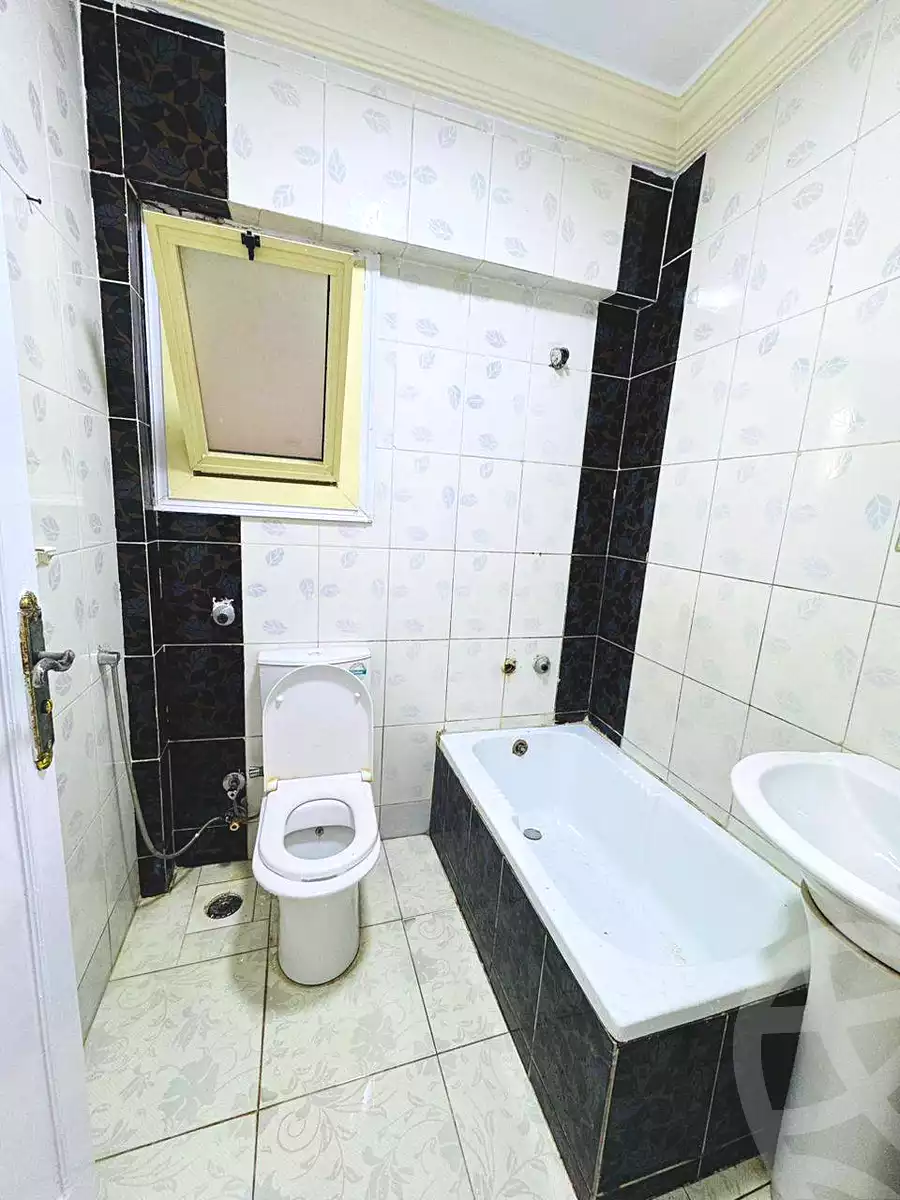 https://aqarmap.com.eg/ar/listing/6943125-for-sale-alexandria-al-agamy-shataa-el-nakheel