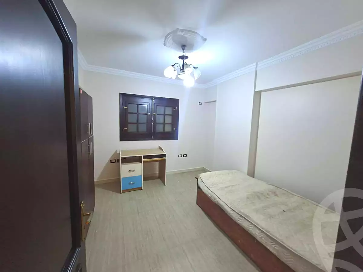https://aqarmap.com.eg/ar/listing/6943304-for-sale-cairo-helwan-helwan-el-sharkeya-mostafa-safwat-st