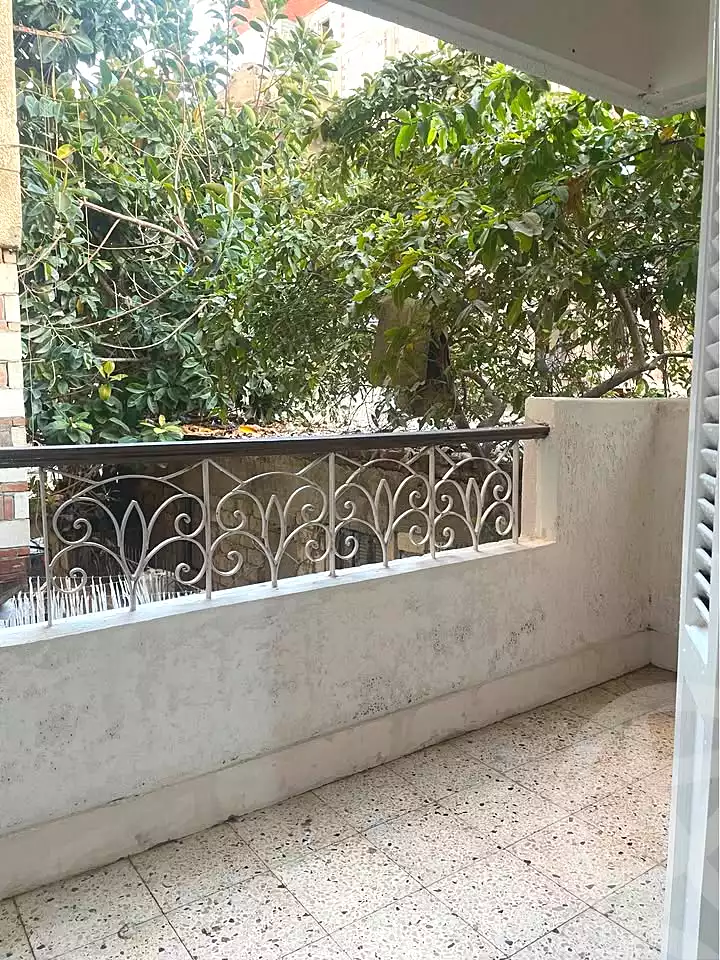 https://aqarmap.com.eg/ar/listing/6943412-for-rent-alexandria-al-agamy-el-hanouvel-el-kholafaa-el-rashdeen-st