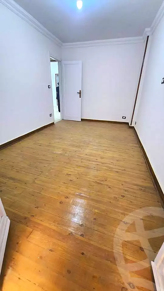https://aqarmap.com.eg/en/listing/6943844-for-sale-alexandria-el-mandara-alex-el-mandara-bahri
