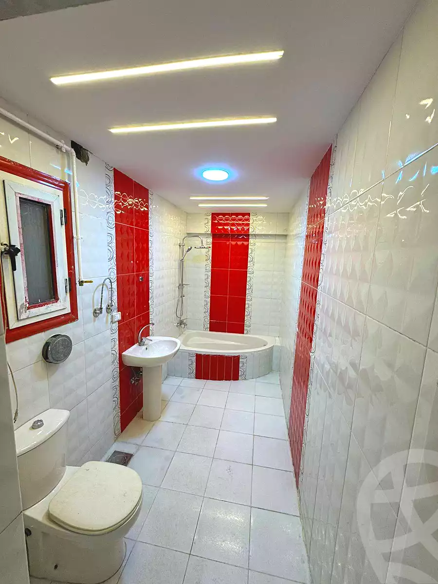 https://aqarmap.com.eg/ar/listing/6943865-for-sale-alexandria-sydy-bshr-sydy-bshr-bhry-shr-mhmwd-l-yswy