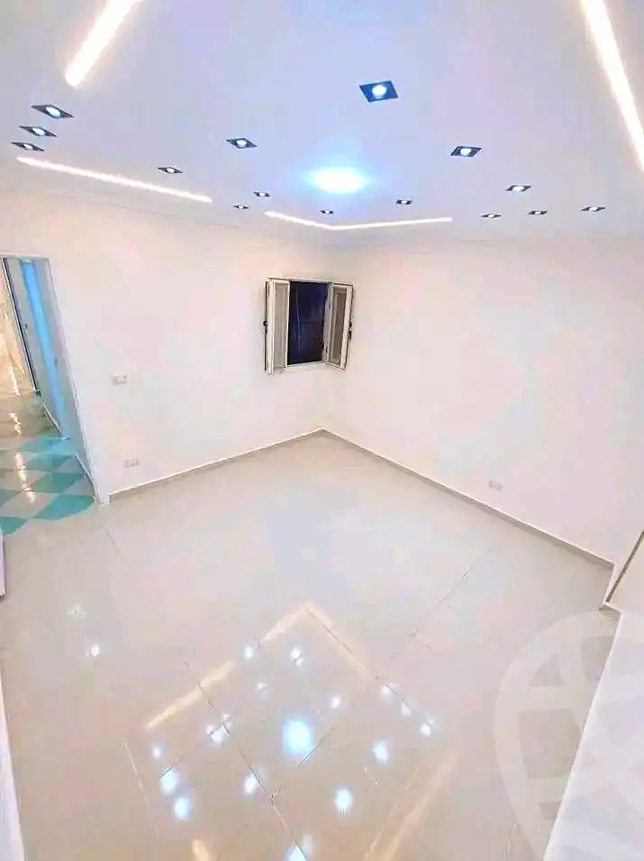 https://aqarmap.com.eg/en/listing/6943888-for-sale-alexandria-sydy-bshr-sydy-bshr-bhry-shr-khld-bn-lwlyd
