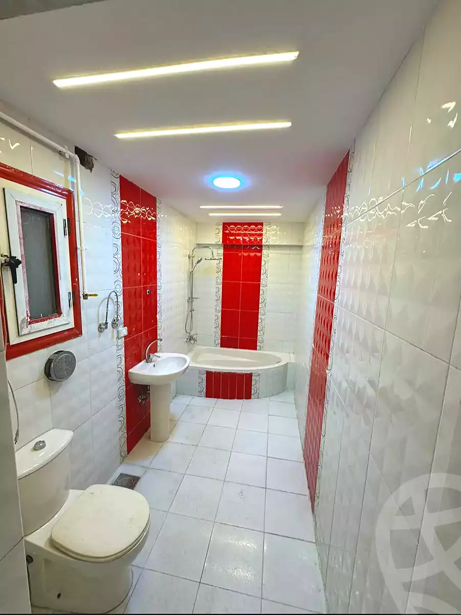 https://aqarmap.com.eg/ar/listing/6944001-for-sale-alexandria-sydy-bshr-sydy-bshr-bhry-shr-mhmwd-l-yswy