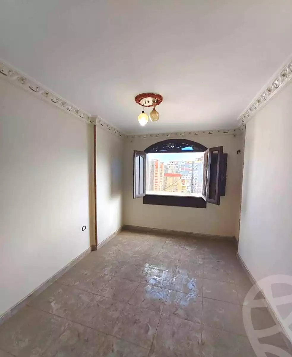https://aqarmap.com.eg/ar/listing/6944291-for-sale-alexandria-al-agamy-lbytsh-bianchiii