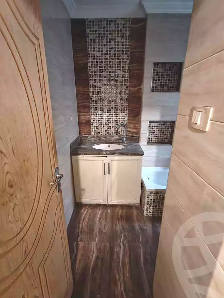 https://aqarmap.com.eg/en/listing/6944360-for-sale-alexandria-miami-shr-jml-bd-lnsr