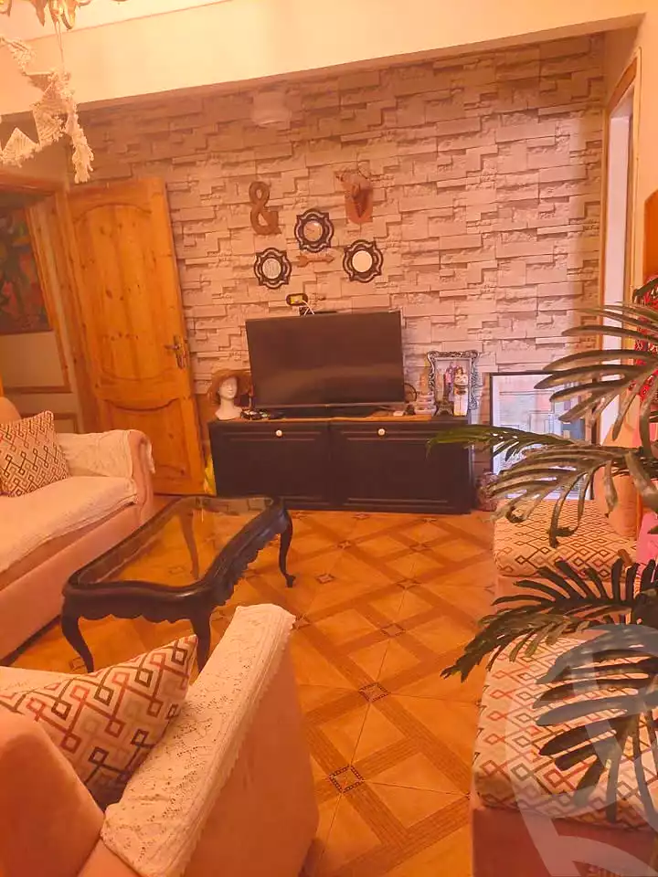 https://aqarmap.com.eg/en/listing/6944360-for-sale-alexandria-miami-shr-jml-bd-lnsr