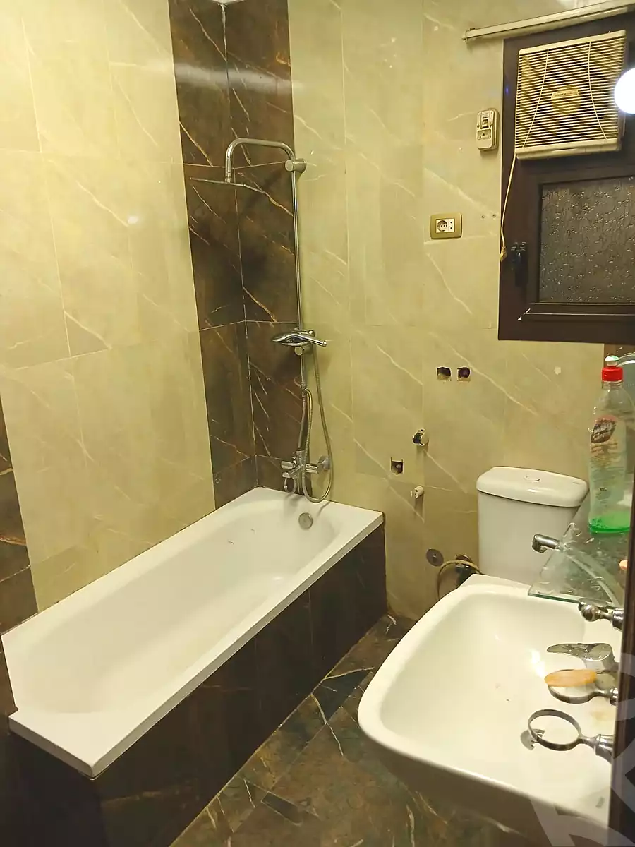 https://aqarmap.com.eg/en/listing/6944843-for-sale-cairo-el-zaytun-lzytwn-lgrby-el-gabal-canal-st