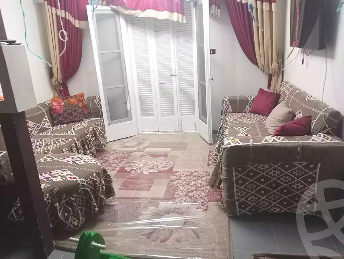 https://aqarmap.com.eg/ar/listing/6945360-for-sale-alexandria-al-agamy-el-hanouvel-radwan-st